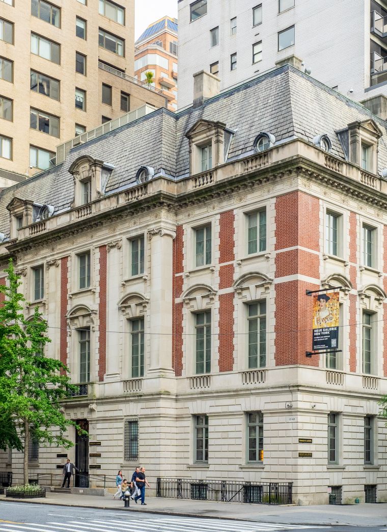 Exterior of Neue Galerie New York